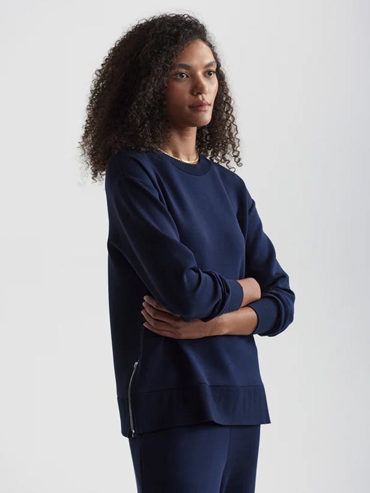 Gabriella Sweatshirt in Navy