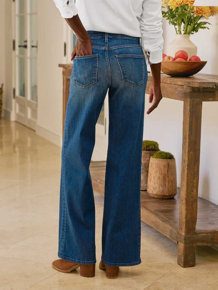 Galway 32" Full-Length Wide-Leg Jean in 1999 Wash