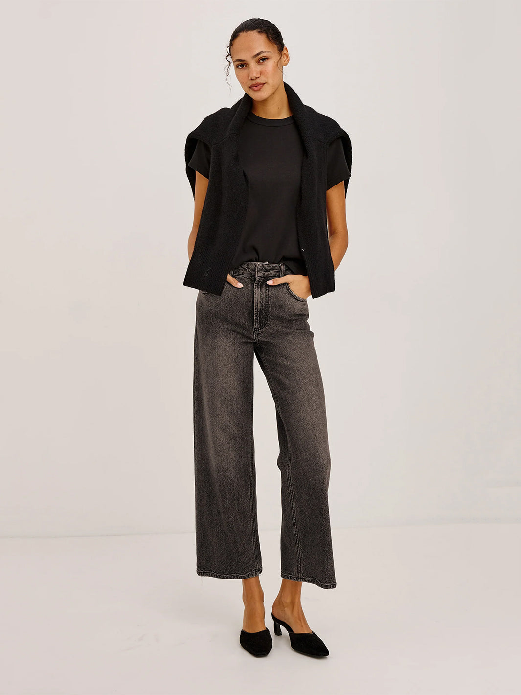 Getty Crop Wide Leg in Saddleback