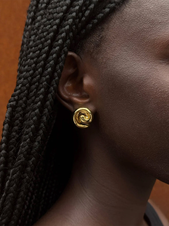 Gio Earrings in Gold