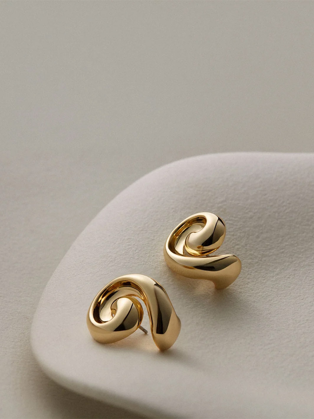 Gio Earrings in Gold