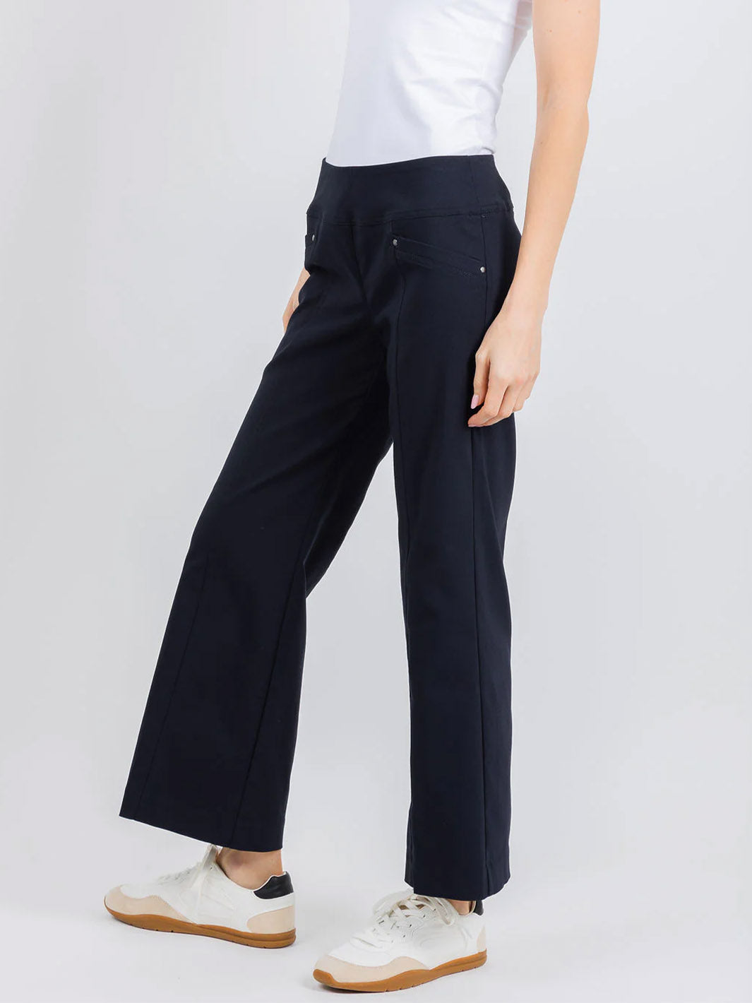 Control Stretch Gromet Pant in Navy