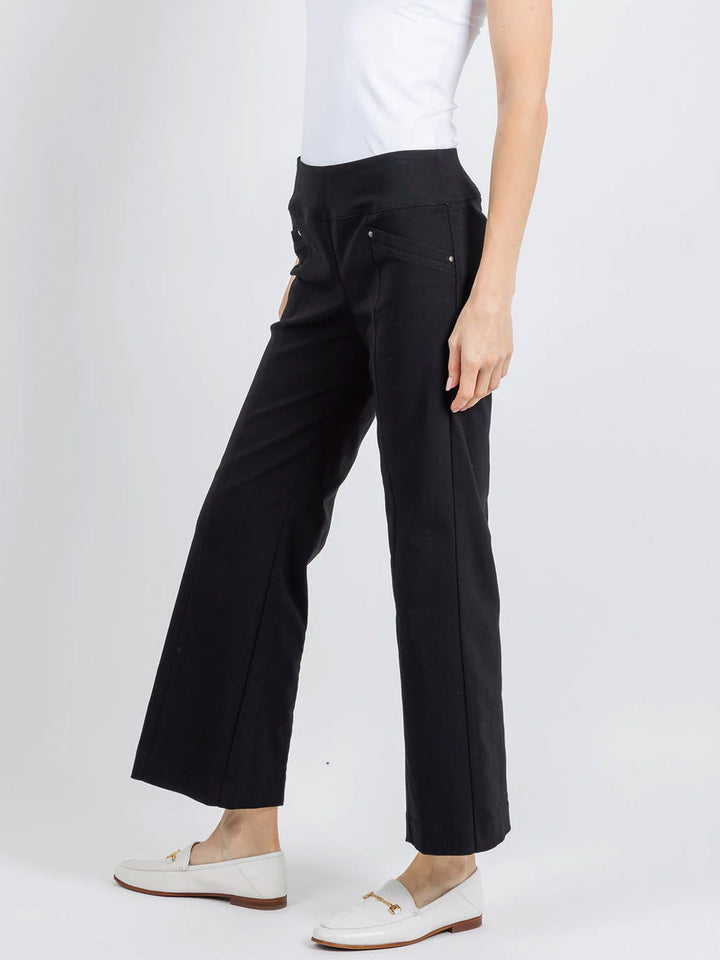 Control Stretch Gromet Pant in Black
