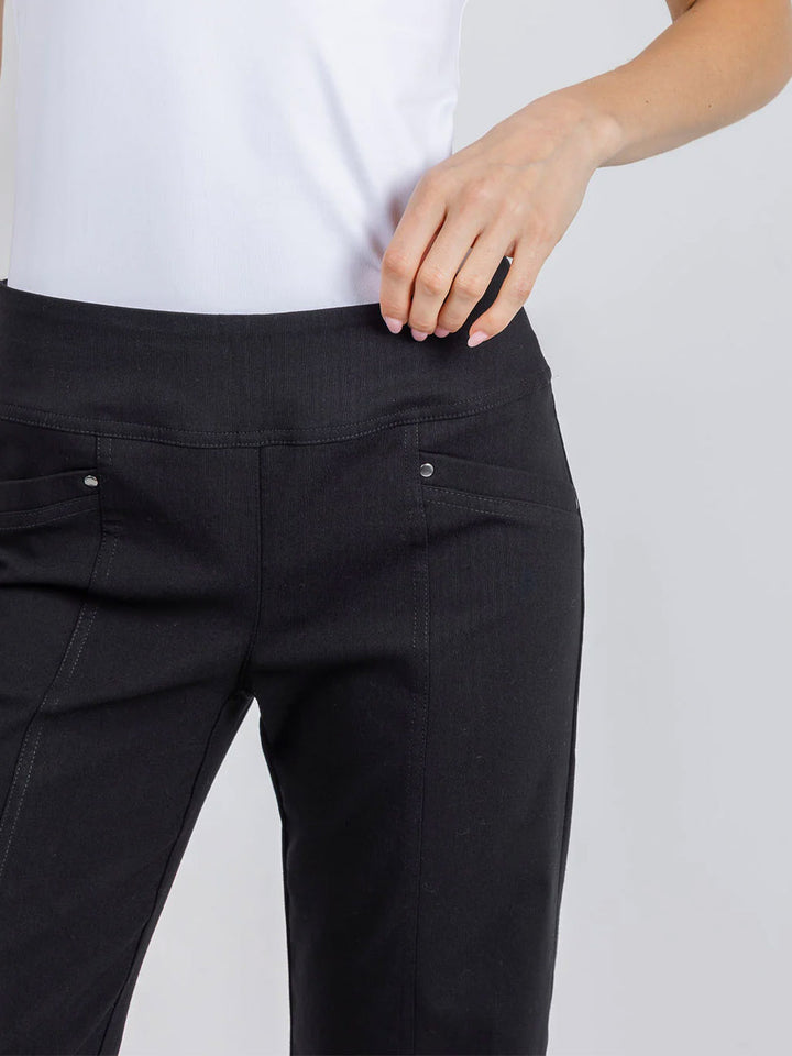 Control Stretch Gromet Pant in Black