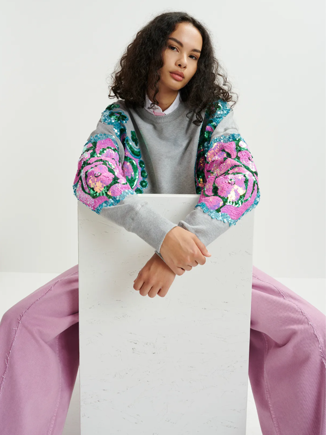 Hecrazy Embroidered Sweatshirt in Grey/Pink/Blue