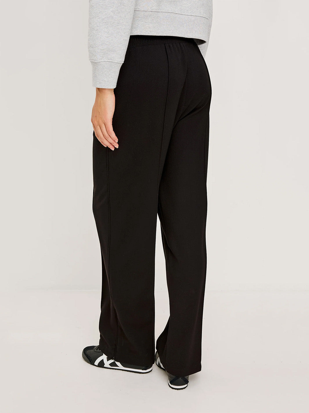 Hirsch Pant in Black