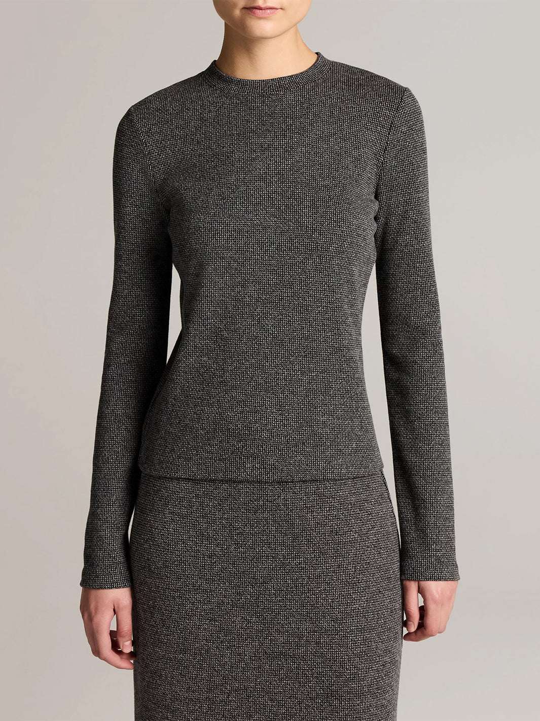 Houndstooth Italian Cotton-Blend Crew Neck Top in Medium Heather Grey
