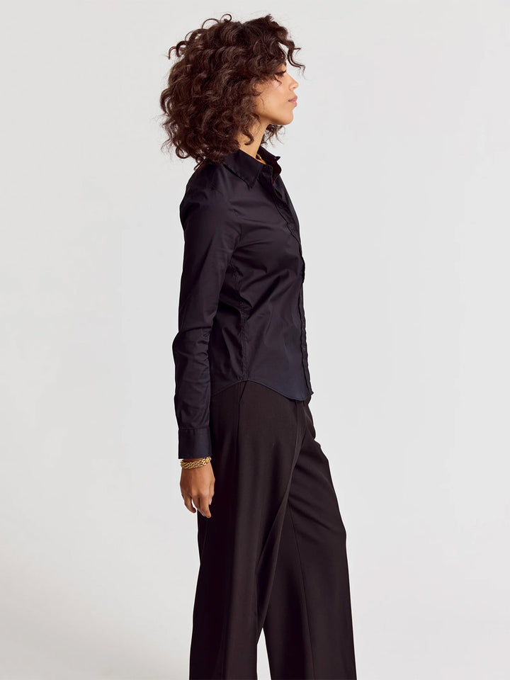The Icon Shirt in Black