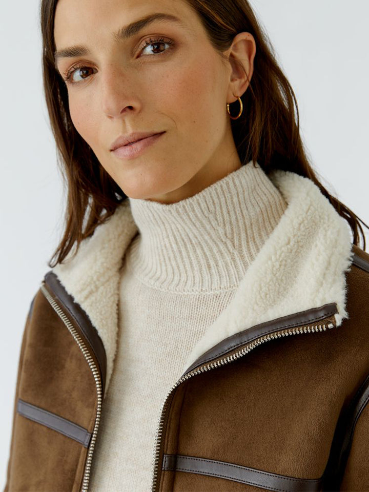 Outdoor Jacket in Brown