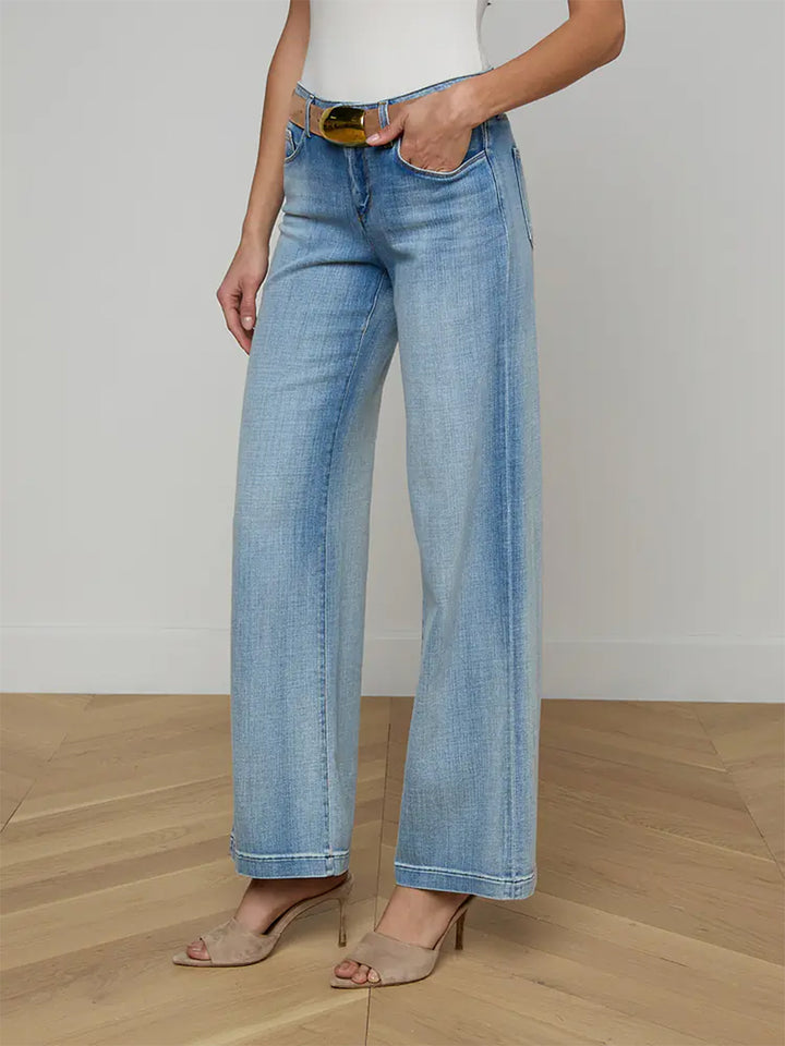 Joanne Low-Rise Wide-Leg Jean in Dry Ice