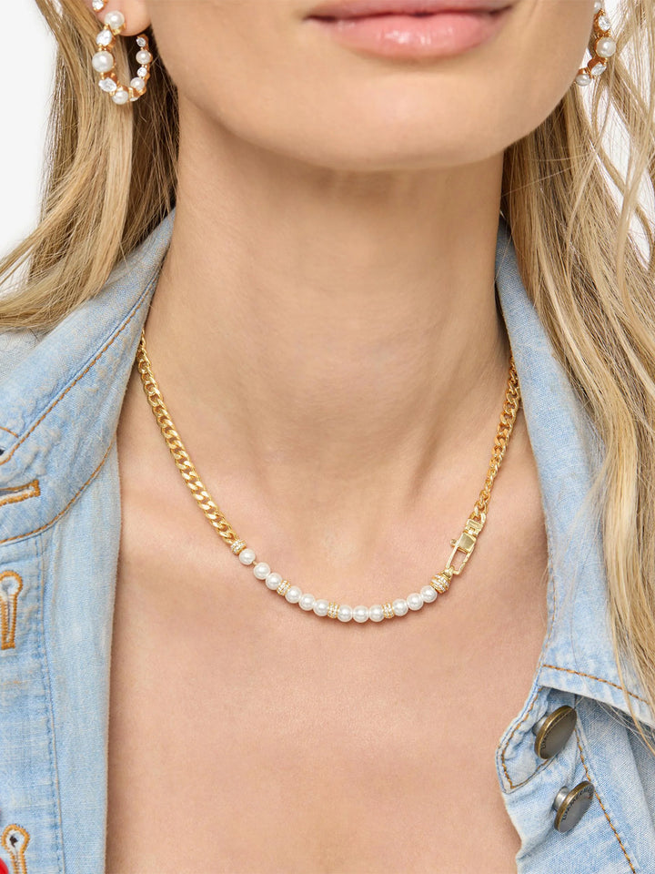 Julian Loves Pearls Necklace 5mm in Gold