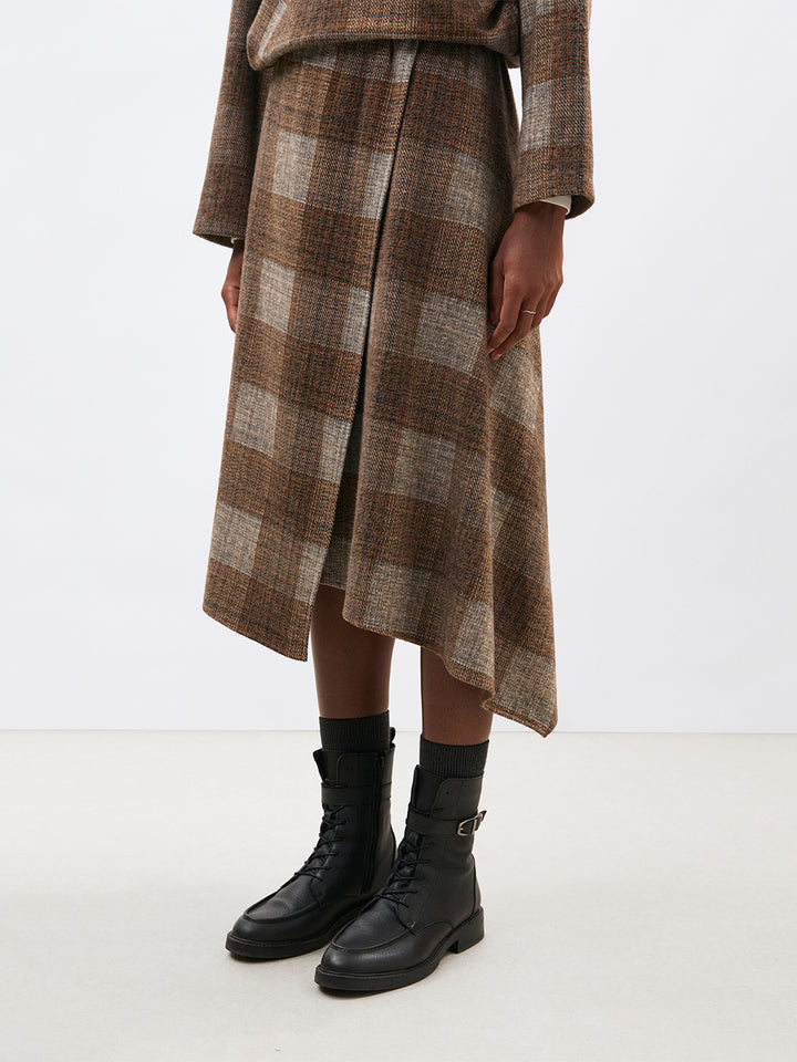 Kokan Skirt in Camel Plaid