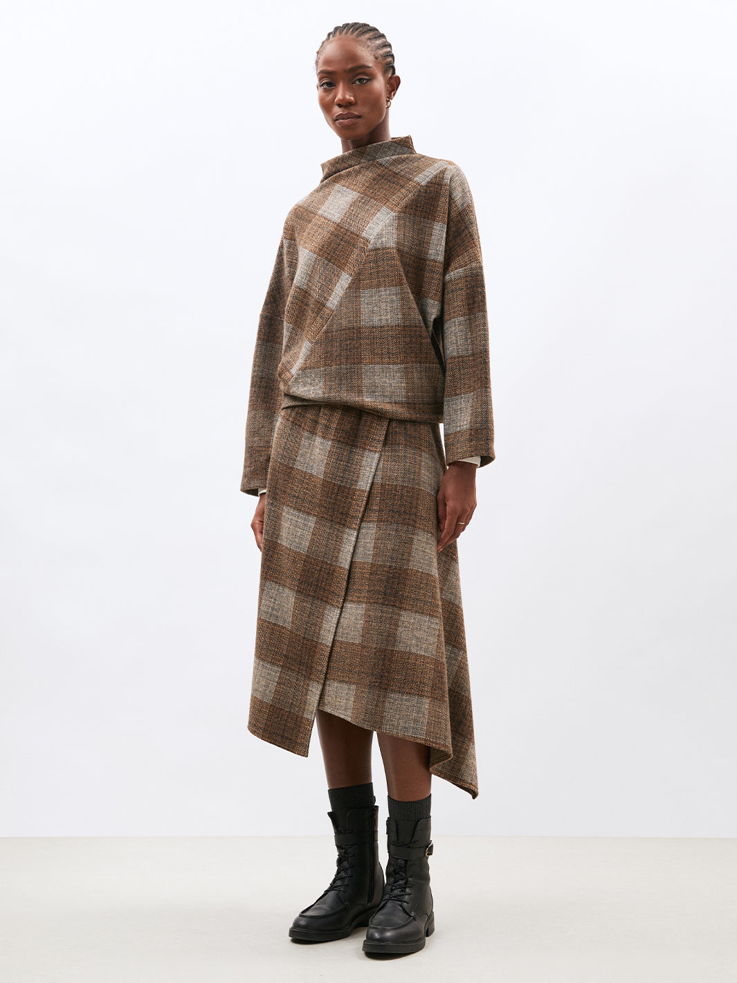 Kokan Skirt in Camel Plaid