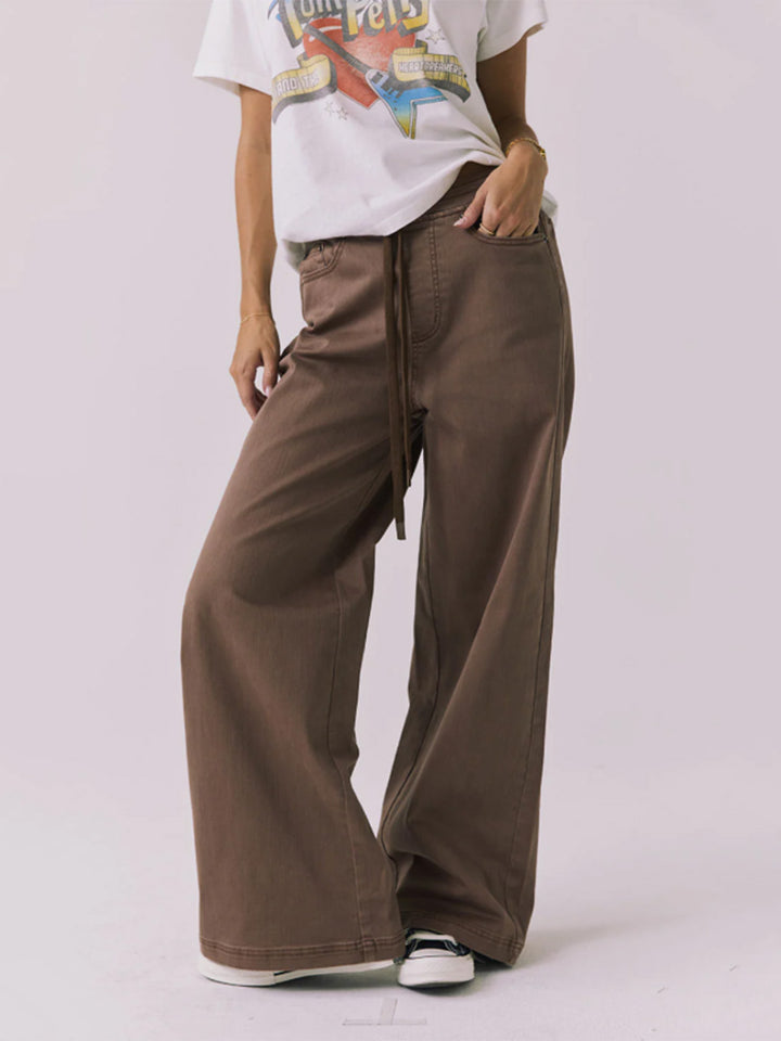 Layover Jogger in Cognac Wash