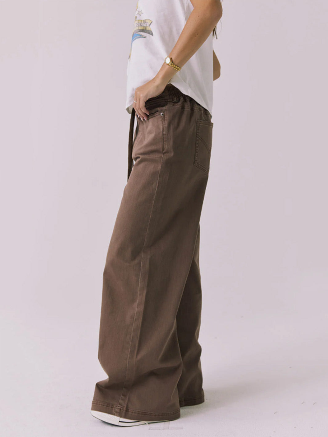 Layover Jogger in Cognac Wash