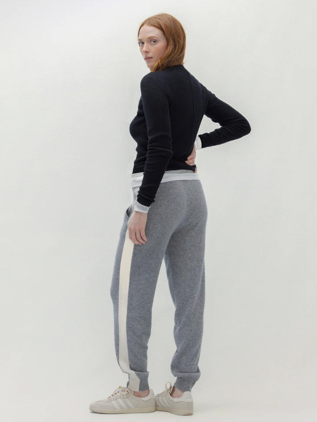 Long-Sleeve Ribbed Tee in Black