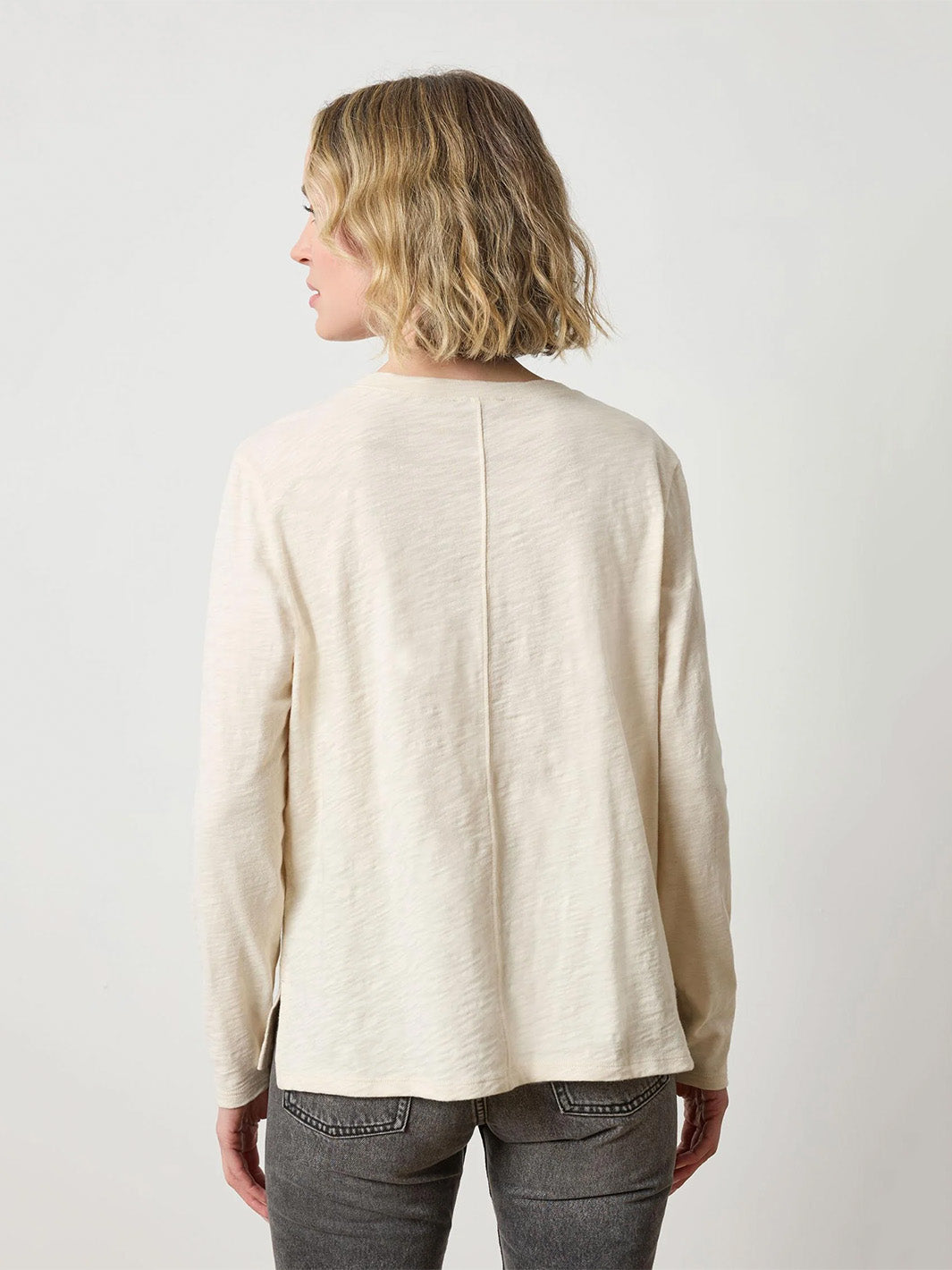 Long Sleeve Boyfriend Tee in Stone