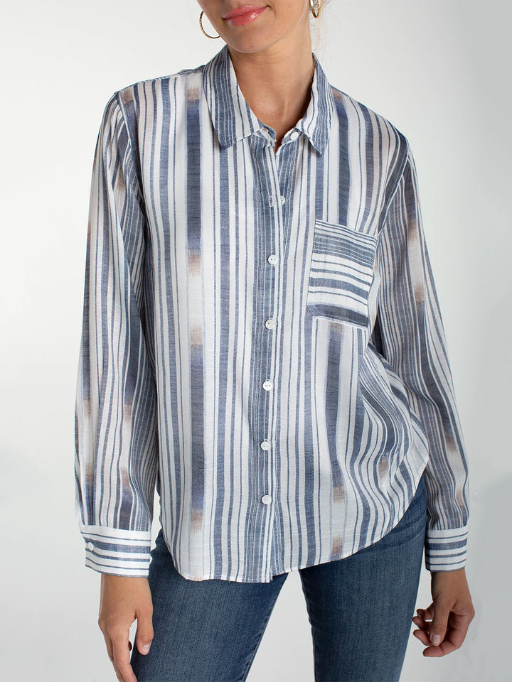 Long Sleeve Button Front Woven Shirt in White Chambray Stripe