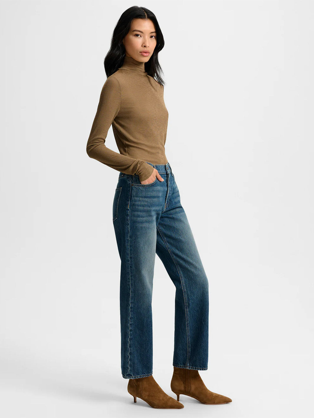Leah Straight Leg Jean in Equinox Blue