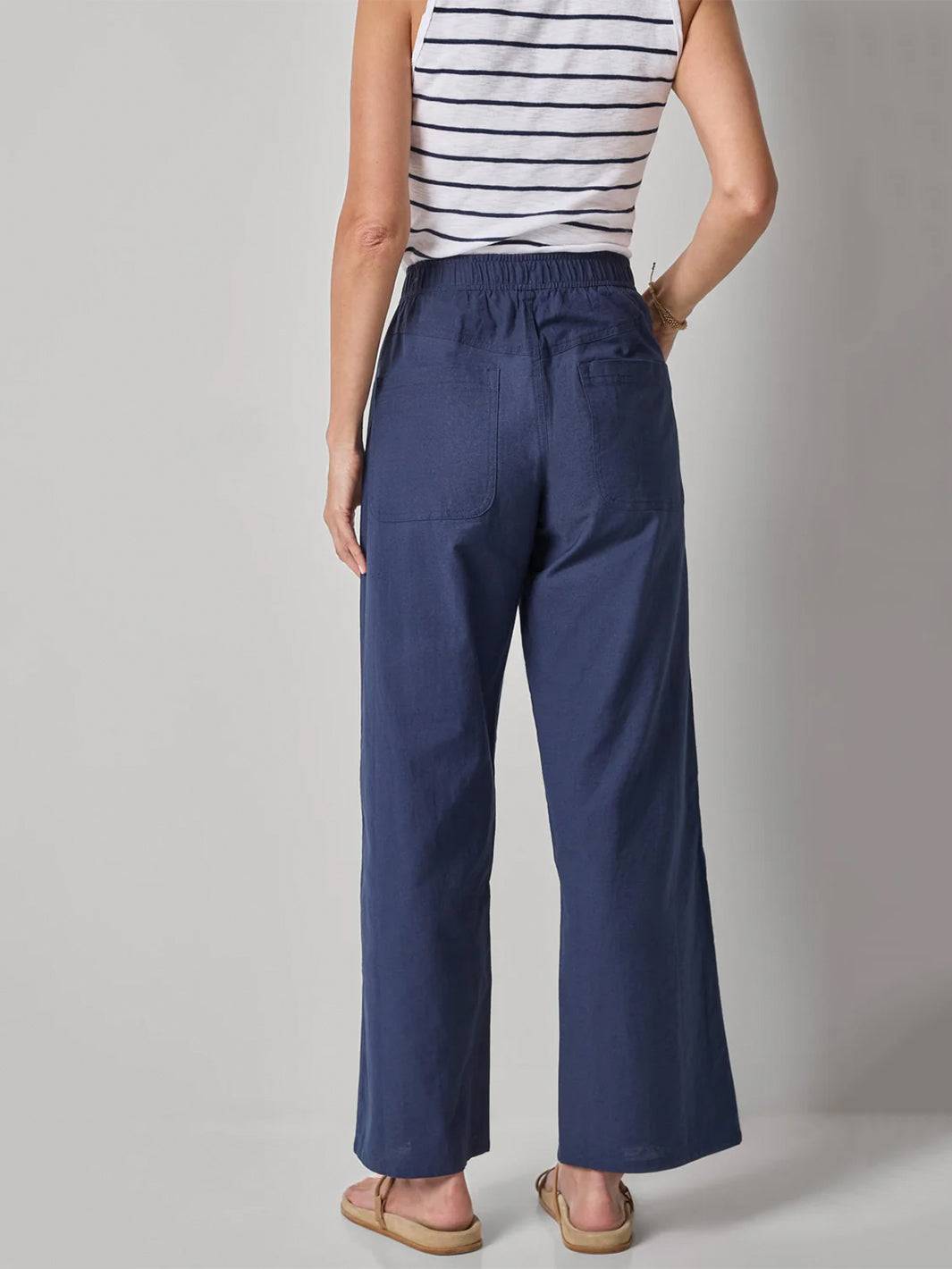 Linen Blend Straight Leg Pant in Navy