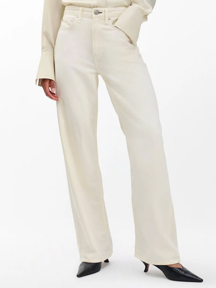 Featherweight Logan Wide Leg Jean in Ecru