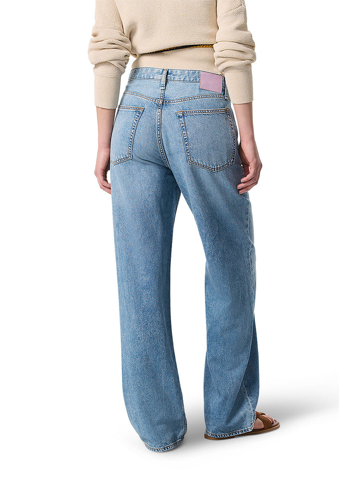 Logan Featherweight Wide Leg Jean in Audrey