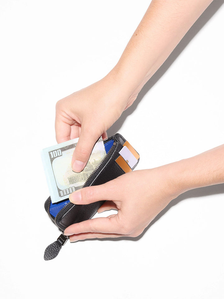 Grain Leather Zip Card Case in Black