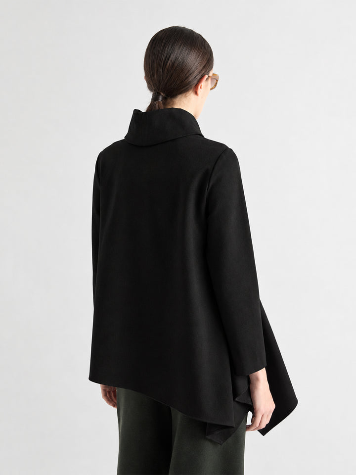 A-Symetrical Top in Nero