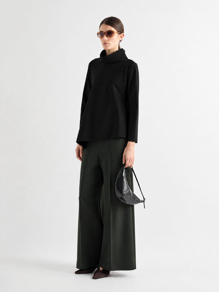 A-Symetrical Top in Nero