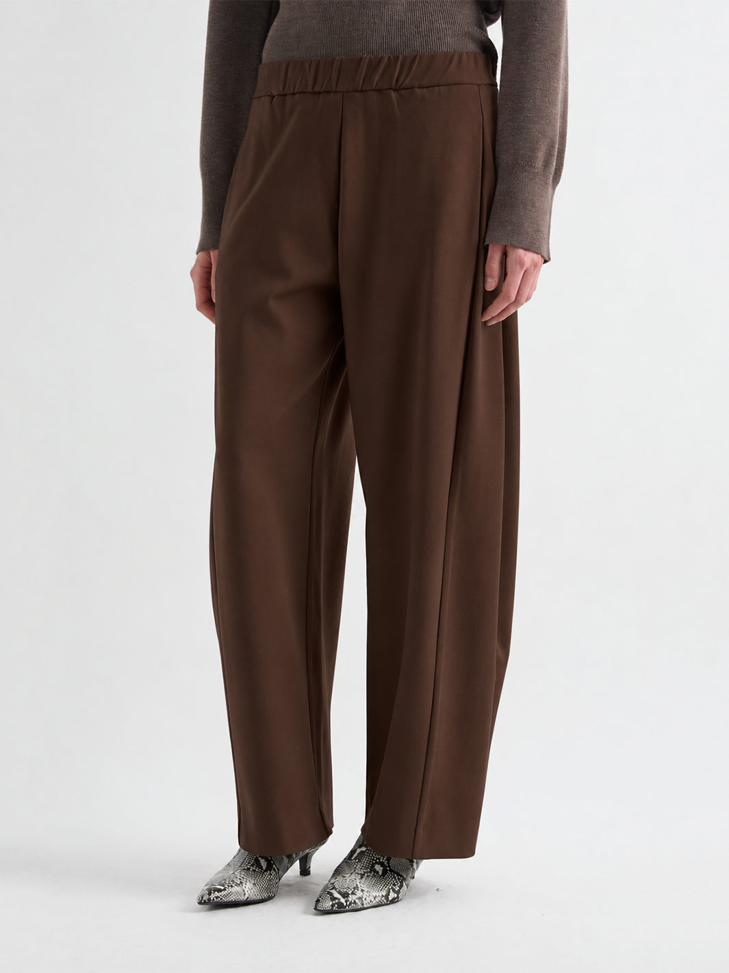 Pull-On Pants in Chocolate