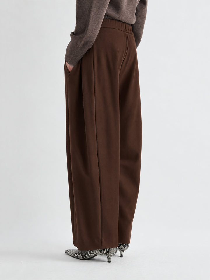 Pull-On Pants in Chocolate