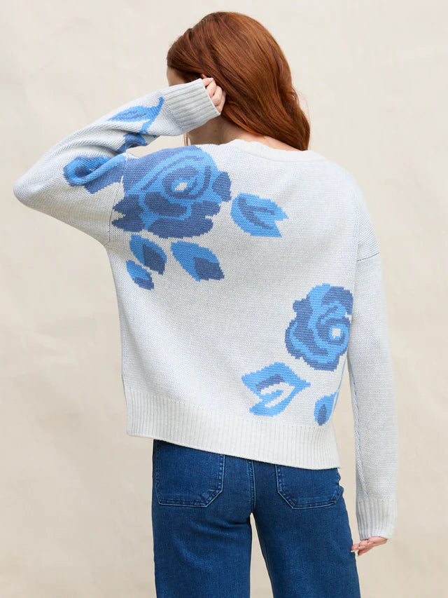 Rose Pullover Sweater in Grey