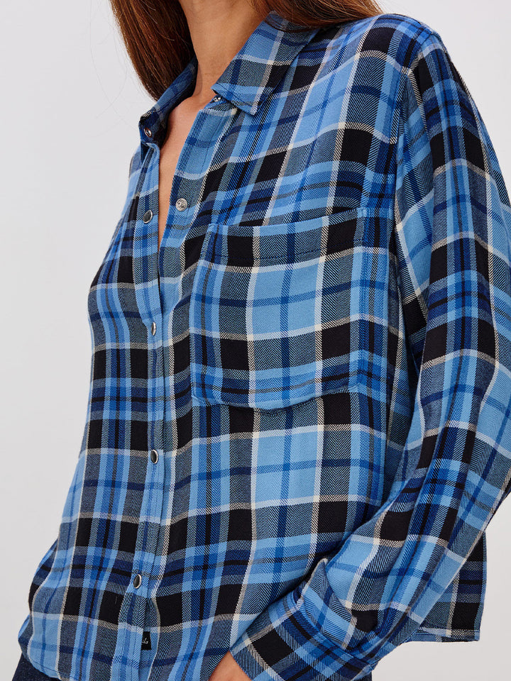 Malin Shirt in Midnight Blue White