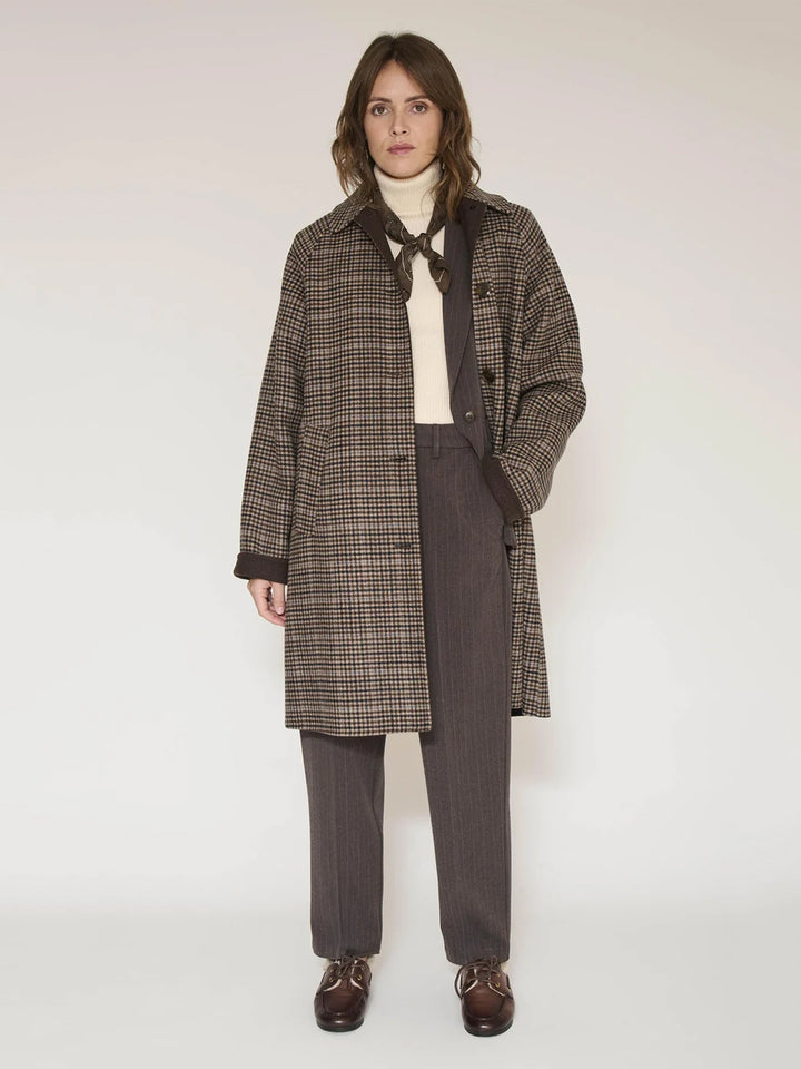 Manel Coat in Brown