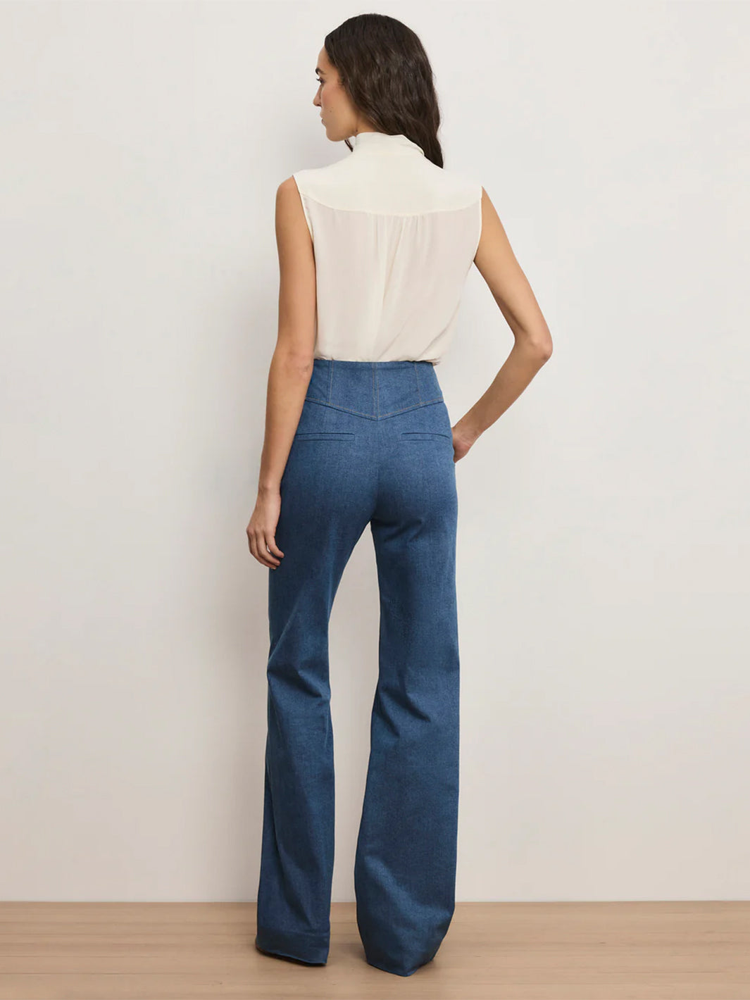 Magnolia Tie-Neck Blouse in Dove