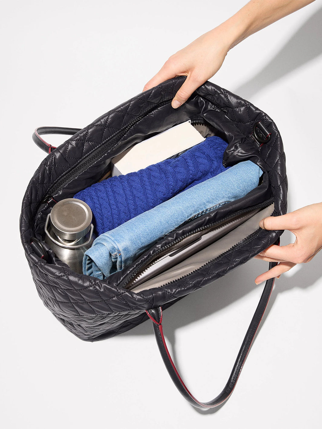 Medium Daily Tote in Black