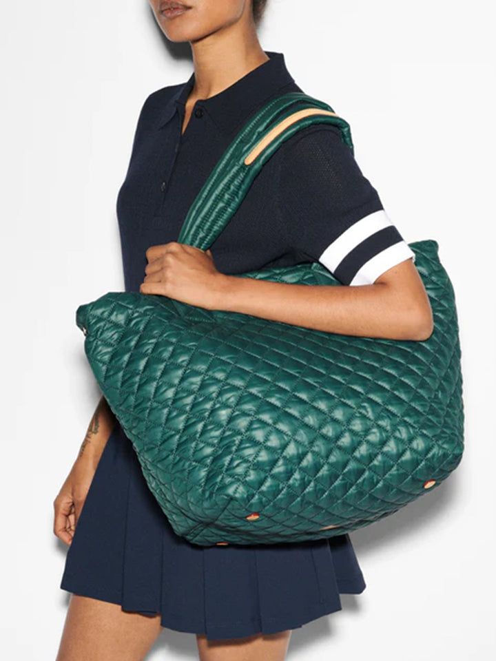 Medium Metro Tote Deluxe in Emerald