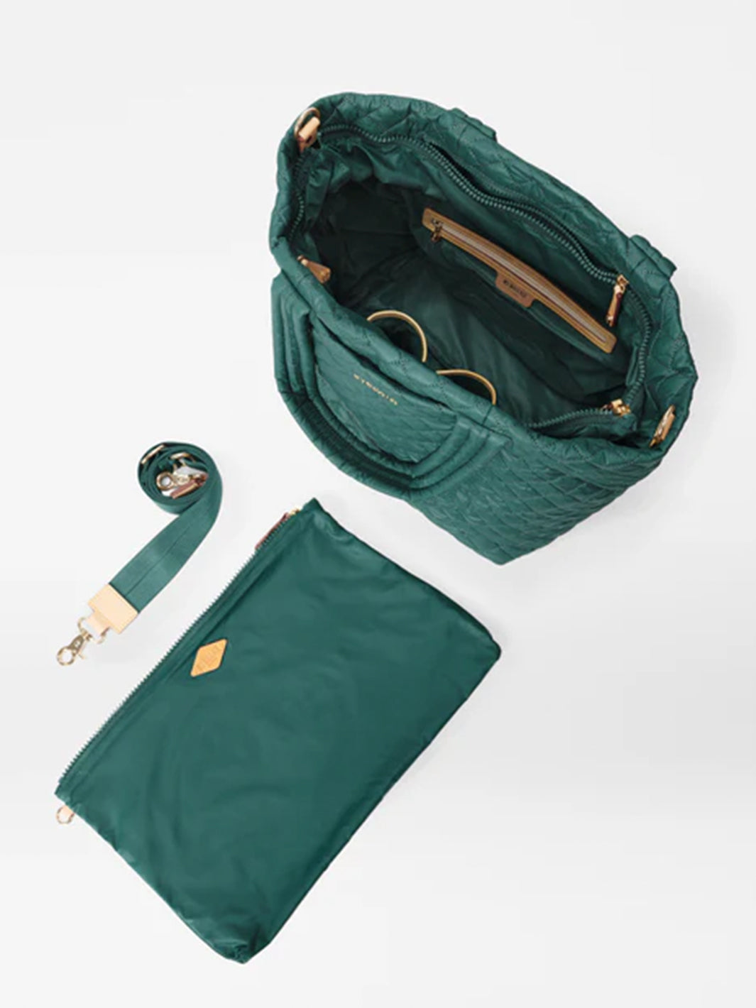 Medium Metro Tote Deluxe in Emerald