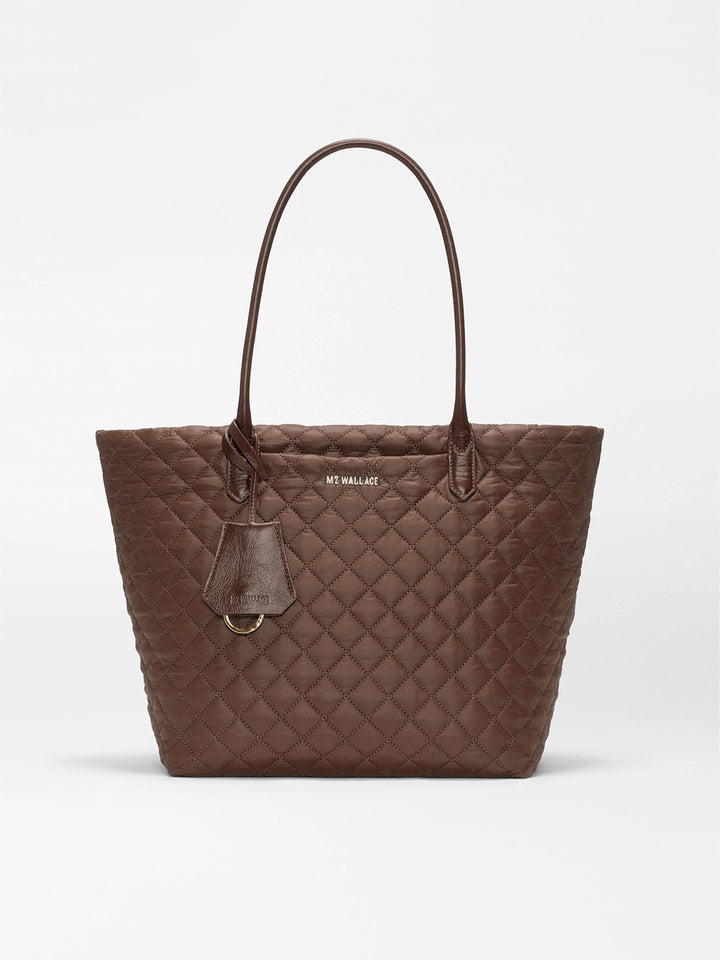 Medium Daily Tote in Walnut