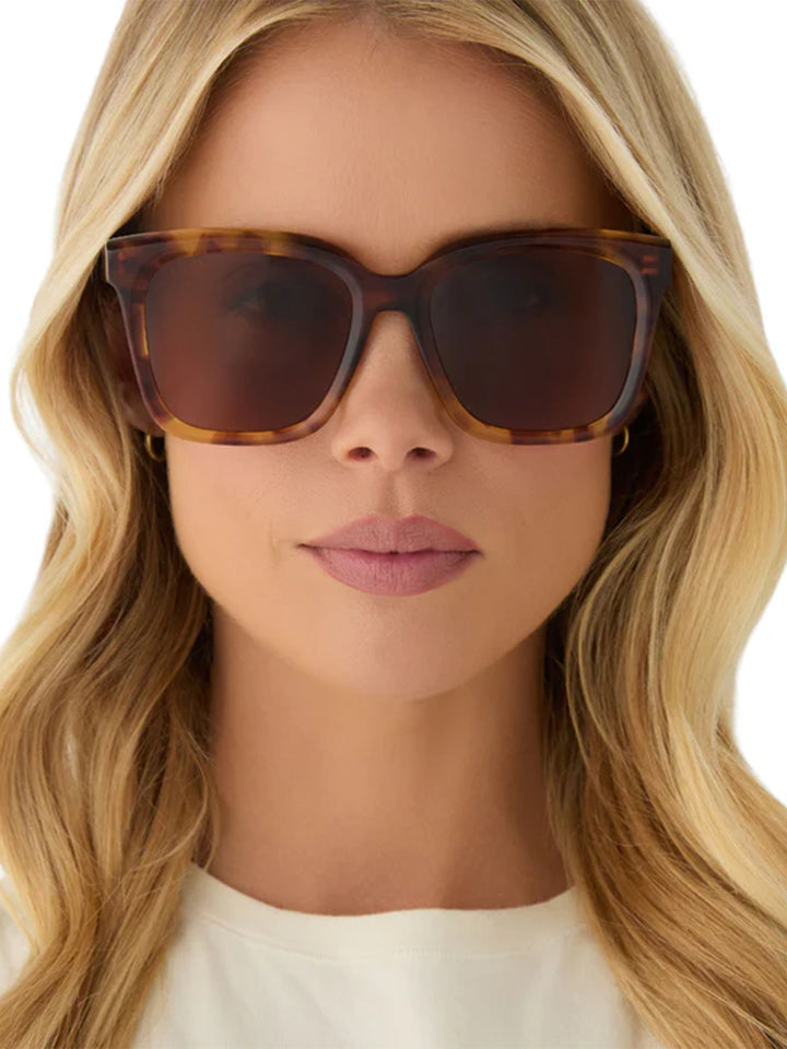 Meredith Square Sunglasses in Brown Fleur & Brown