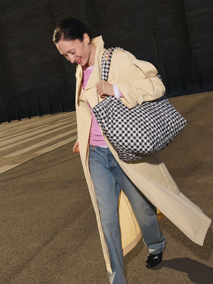 Large Metro Tote Deluxe in Black/White Gingham