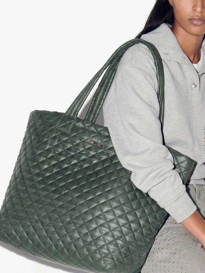 Large Metro Tote Deluxe in Juniper