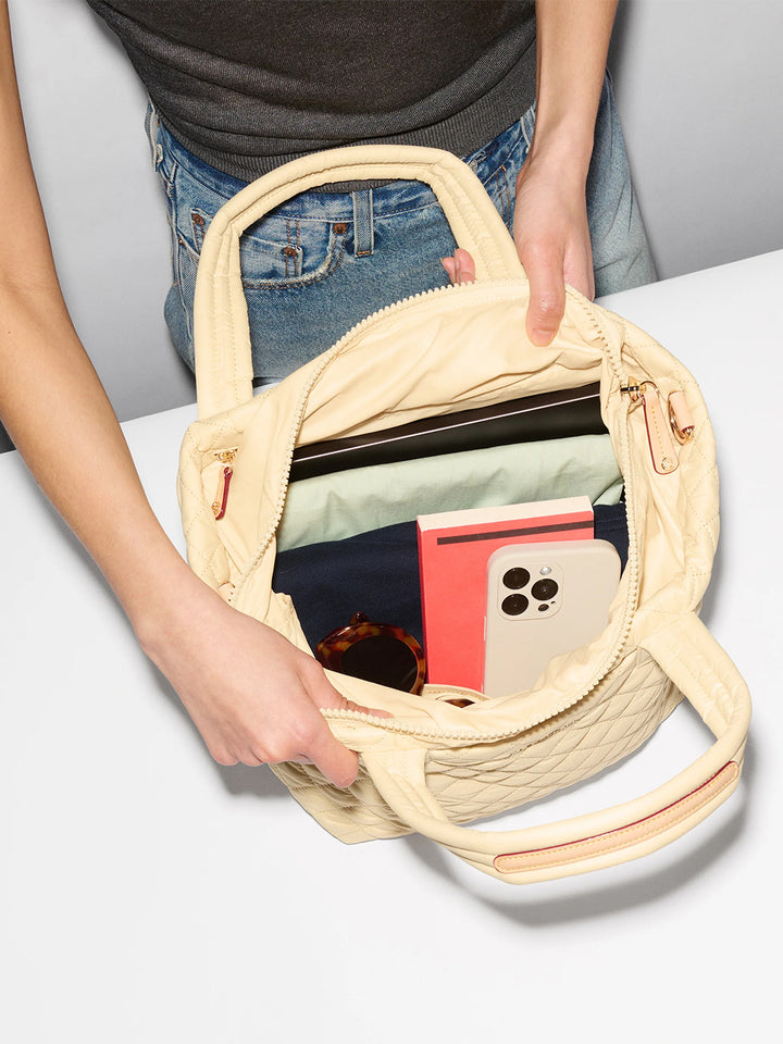 Small Metro Tote Deluxe in Chamomile