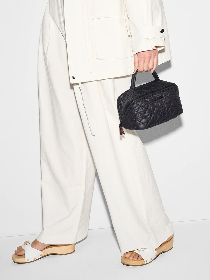 Metro Accordion Cosmetic II in Black