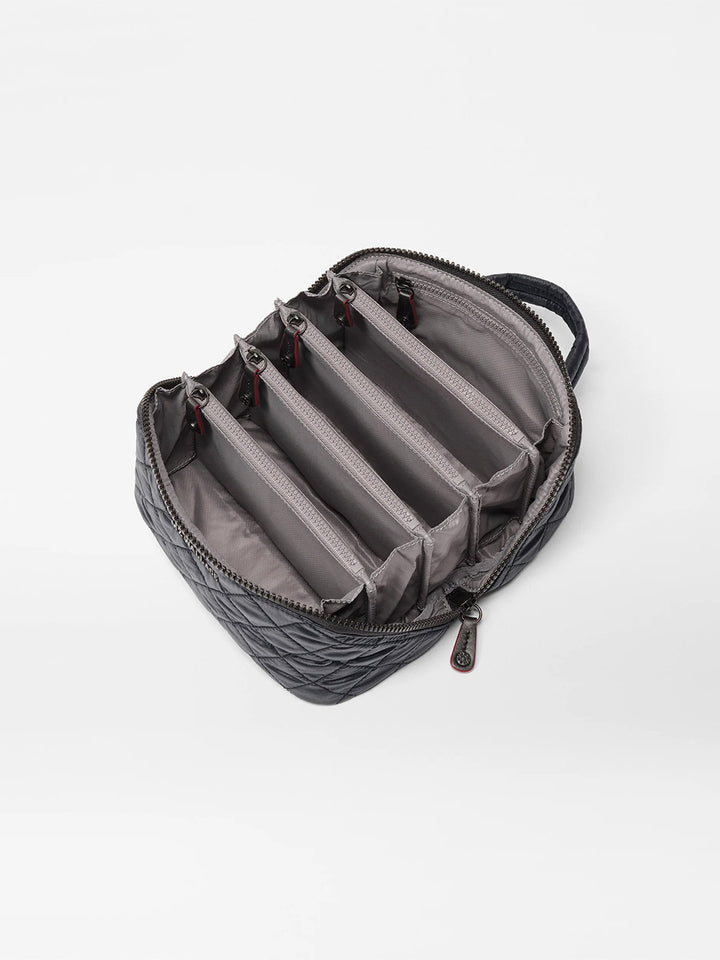 Metro Accordion Cosmetic II in Black