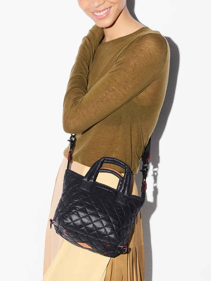 Micro Sutton in Black