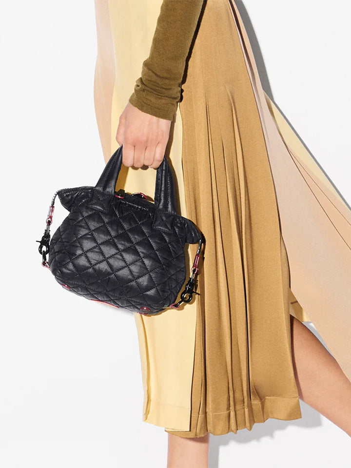 Micro Sutton in Black