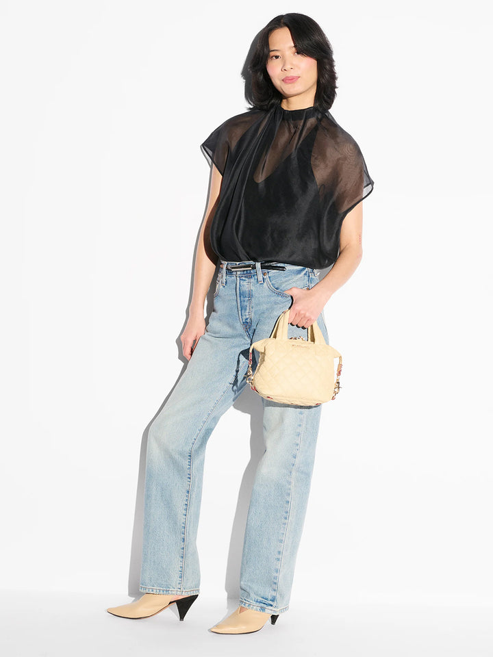 Micro Sutton in Chamomile