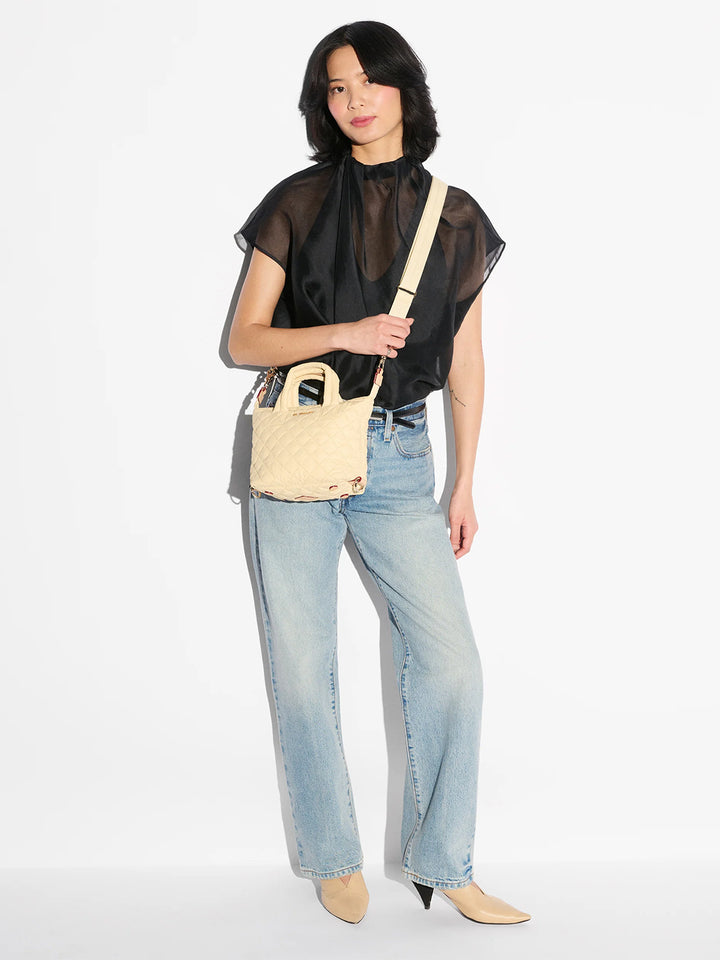 Micro Sutton in Chamomile