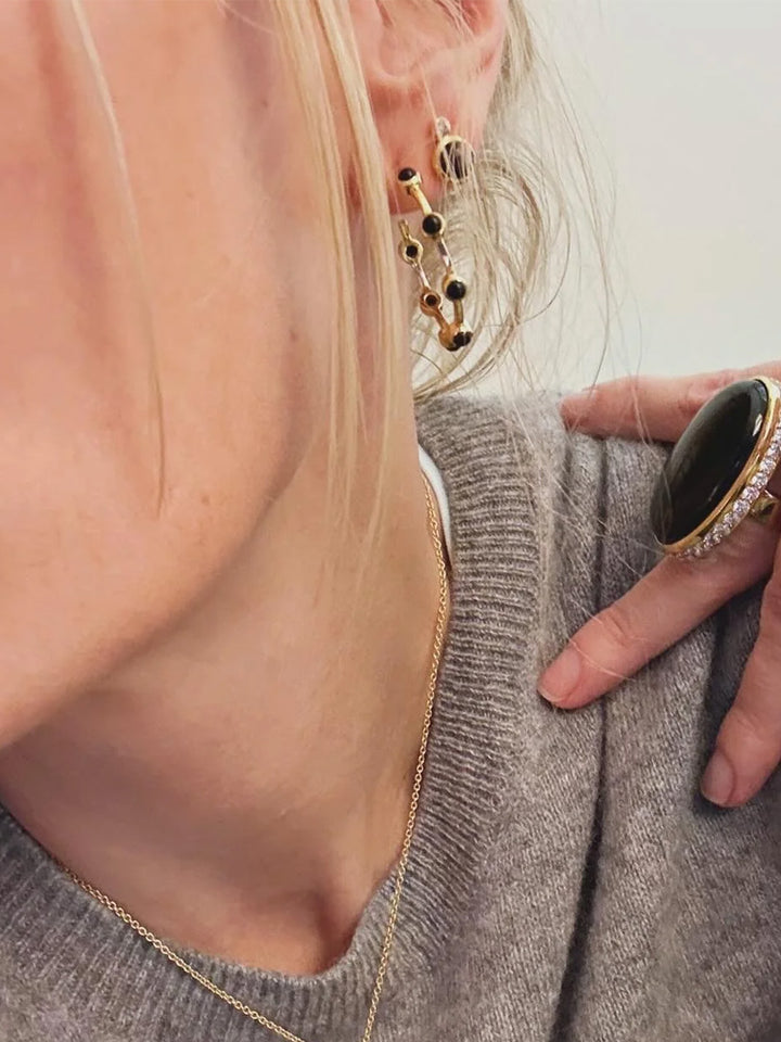 Mini Becky Hoop Earrings in Black Onyx